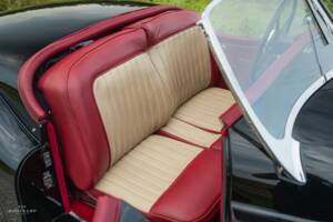 Immagine 15/21 di Jaguar XK 120 OTS (1951)