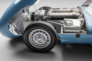 Bild 18/31 von Jaguar D-Type (2019)