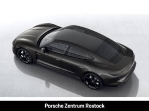 Bild 4/7 von Porsche Taycan 4S Plus (2022)