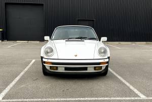 Imagen 7/18 de Porsche 911 Carrera 3.2 (WTL) (1985)