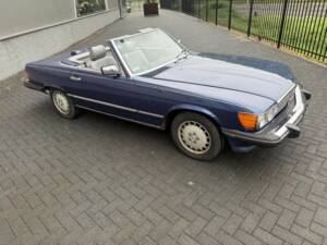Image 11/46 de Mercedes-Benz 560 SL (1986)