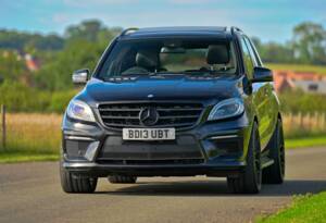 Image 2/49 of Mercedes-Benz ML 63 AMG (2013)