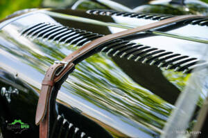 Image 37/54 of Morgan Plus 8 (1992)