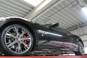 Imagen 9/50 de Maserati GranTurismo S (2010)