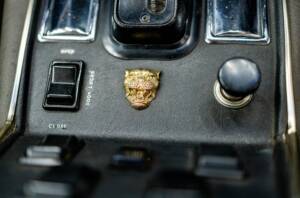 Image 45/50 de Jaguar XJ 6 C 4.2 (1975)