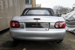 Imagen 4/22 de Mazda MX-5 1.6 (2001)