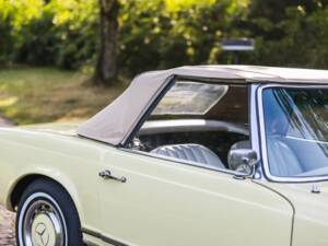 Image 5/8 of Mercedes-Benz 230 SL (1964)