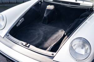 Bild 19/60 von Porsche 911 Carrera 3.2 (1987)