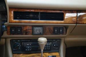 Bild 12/50 von Jaguar XJS 4.0 (1995)
