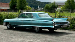 Image 3/11 of Cadillac 75 Fleetwood (1962)