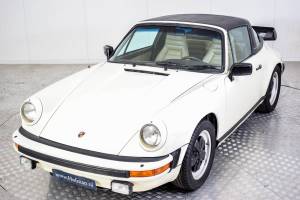 Image 38/50 of Porsche 911 SC 3.0 (1982)