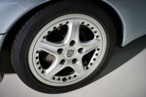 Image 11/36 de Porsche 911 Carrera (1995)