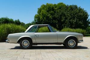 Image 8/50 of Mercedes-Benz 230 SL (1965)