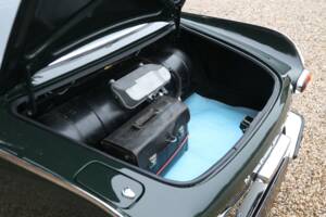 Image 46/50 of Volvo 1800 S (1968)