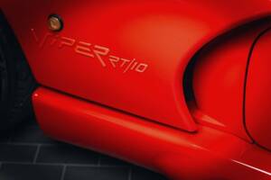 Image 15/15 of Dodge Viper RT/10 (1994)