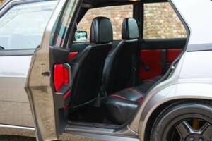 Afbeelding 29/50 van Alfa Romeo 75 3.0 V6 QV (1988)