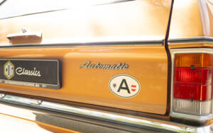 Image 23/57 of Ford Granada Turnier 2,3 (1976)
