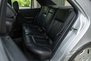 Image 28/50 of Mercedes-Benz C 36 AMG (1995)