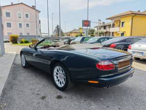 Imagen 3/21 de Jaguar XKR (2001)