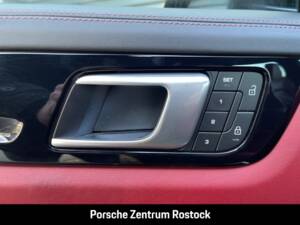 Imagen 17/27 de Porsche Cayenne E-Hybrid (2022)