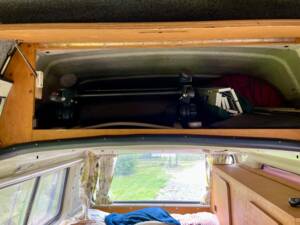 Bild 15/17 von Volkswagen T3 Camper 1.6 D (1983)