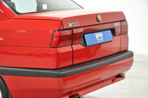 Imagen 9/30 de Alfa Romeo 155  2.0 Q4 4x4 (1992)