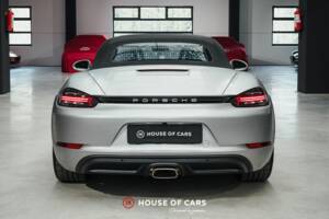Image 8/25 of Porsche 718 Boxster (2023)