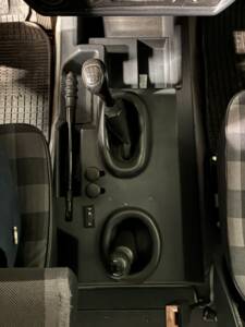 Immagine 22/23 di Mercedes-Benz 230 GE (SWB) (1987)