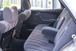 Afbeelding 8/46 van Mercedes-Benz 450 SEL 6,9 (1977)