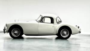 Image 1/13 of MG MGA 1500 (1957)