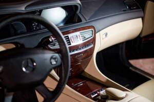 Bild 27/34 von Mercedes-Benz CL 500 4MATIC (2008)