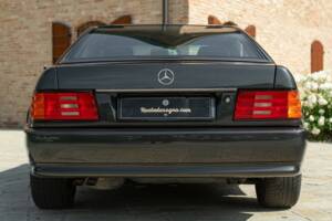 Image 8/50 of Mercedes-Benz 300 SL (1990)