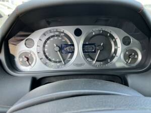 Bild 28/60 von Aston Martin DB 9 Volante (2007)