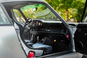 Imagen 22/28 de Porsche 911 Carrera RS (1995)