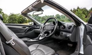 Image 4/40 of Mercedes-Benz SL 55 AMG (2002)