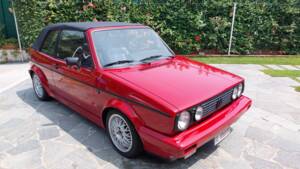 Image 53/55 de Volkswagen Golf Mk I Convertible 1.6 (1990)