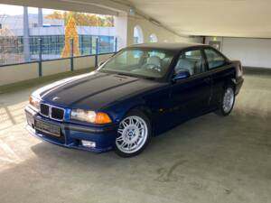 Image 2/12 of BMW M3 (1994)