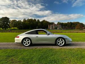 Image 3/54 de Porsche 911 Carrera (2003)