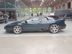 Image 6/18 de Lotus Esprit V8 BiTurbo (2001)
