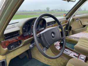 Bild 31/45 von Mercedes-Benz 450 SEL 6,9 (1978)