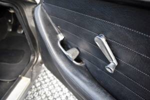 Bild 15/50 von Volvo P 1800 S (1967)