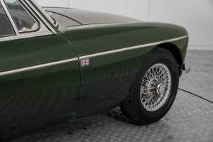Image 34/50 of MG MGB GT (1973)