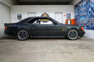 Afbeelding 32/35 van Mercedes-Benz 300 CE-24 (1992)