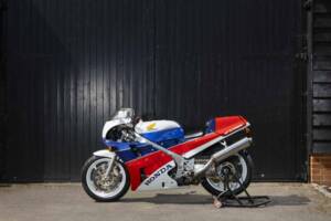 Image 50/50 of Honda VFR 750R RC 30 (1989)