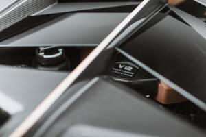 Image 48/68 of Lamborghini Sián FKP 37 (2021)