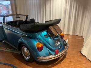 Image 14/68 de Volkswagen Coccinelle 1302 LS (1972)
