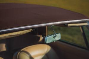 Image 54/99 of Aston Martin DB 6 Volante (1968)