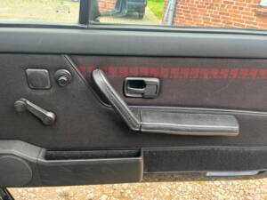 Image 37/78 de Volkswagen Golf Mk I Convertible 1.8 (1989)