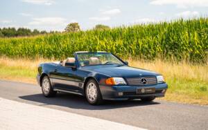 Image 3/44 de Mercedes-Benz 500 SL (1990)