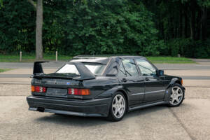 Bild 18/53 von Mercedes-Benz 190 E 2.5-16 (1991)